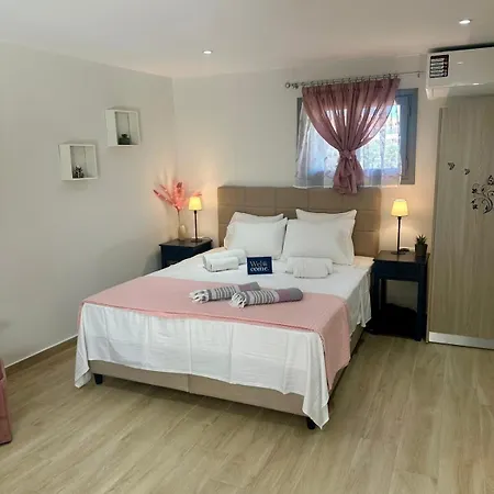 Evas * Argostoli (Kefalonia)